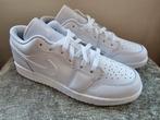 Splinternieuwe Nike Air Jordan Low 1, maat 40, Wit, Nike, Nieuw, Ophalen of Verzenden