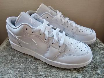 Splinternieuwe Nike Air Jordan Low 1, maat 40 beschikbaar voor biedingen
