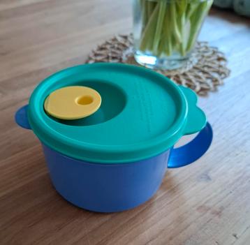 Mooi soepkom Tupperware.   beschikbaar voor biedingen