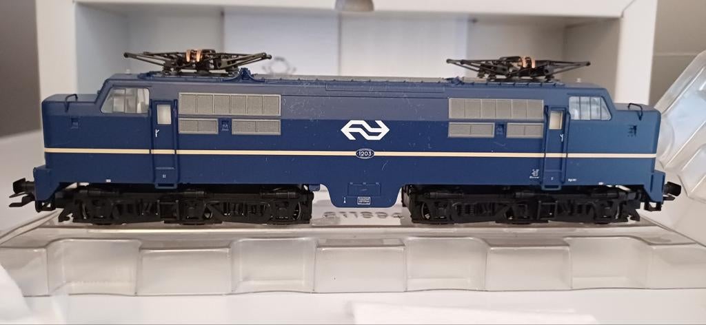 Märklin 37127 Elektrische locomotief 1203 van NS vol geluid!, Wisselstroom, Locomotief, Ophalen of Verzenden, Zo goed als nieuw