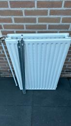 Radiator, Doe-het-zelf en Verbouw, Verwarming en Radiatoren, Ophalen of Verzenden, Radiator, 30 tot 80 cm
