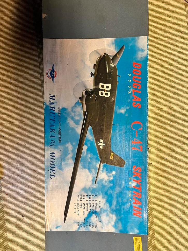 Bouwdoos DC3, C47 van Marutaku + Robart landingsgestel, Hobby en Vrije tijd, Modelbouw | Radiografisch | Vliegtuigen, Zo goed als nieuw