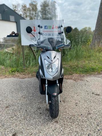 Kymco agility 50 beschikbaar voor biedingen