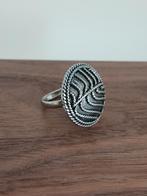 Zilveren Knoop Ring - Maat 18.05 - 25mm Knop, 18 tot 19, Nieuw, Ophalen of Verzenden, Dame
