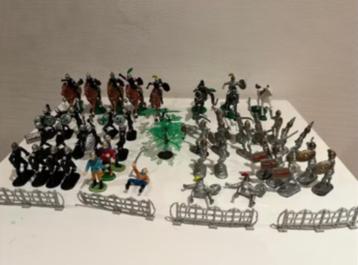 miniatuur soldaten poppetjes / speelgoed  beschikbaar voor biedingen