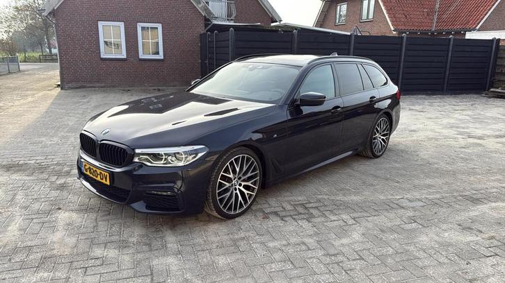 BMW 5-Serie 530i 252pk Aut. 2019 Carbonschwarz, Auto's, BMW, Bedrijf, 5-Serie, Benzine, Stationwagon, Automaat, Origineel Nederlands