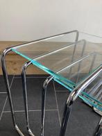 Set van 4 Thonet B9 bijzettafels, 45 tot 60 cm, Minder dan 55 cm, Thonet, Design
