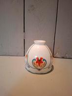Vintage Lampenkapje Bloemmotief Melkglas, Gebruikt, Ophalen of Verzenden, Wit, Minder dan 25 cm