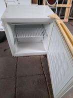 Vriezer (klein) / vrieskastje/ H 50 x B 50 x D 45 cm, Witgoed en Apparatuur, Vriezers en Diepvrieskisten, Minder dan 85 cm, Minder dan 60 cm