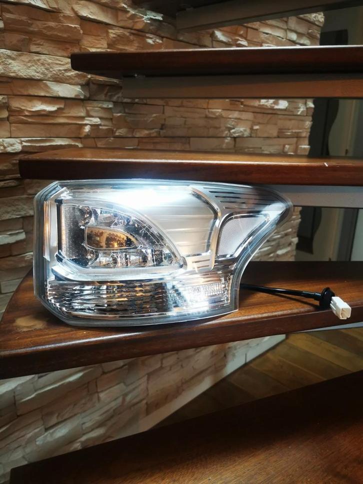 Originele Rechts Mitsubishi Outlander PHEV  2011-2015, Auto-onderdelen, Verlichting, Mitsubishi, Nieuw, Ophalen of Verzenden