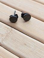 Zwarte rvs ronde oorknopjes, Sieraden, Tassen en Uiterlijk, Oorbellen, Overige materialen, Zwart, Nieuw, Ophalen of Verzenden