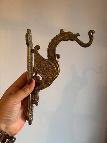 Vintage messing Draken Wandhaak beschikbaar voor biedingen