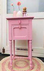 Vintage roze halkastje  kastje nachtkastje marmer blad, Huis en Inrichting, Ophalen, Gebruikt, Minder dan 45 cm, Nvt