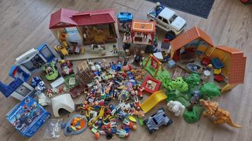 Ca 7 kg grote set Playmobil politie, boerderij, ridders, etc beschikbaar voor biedingen