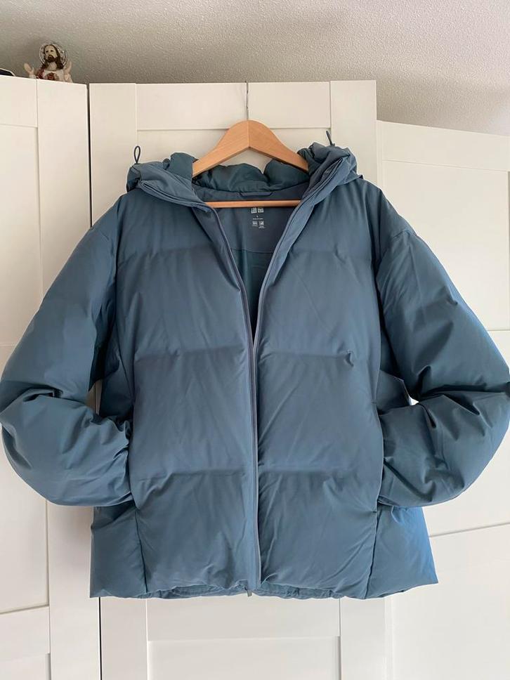 UNIQLO Donsjas Dames - Maat L - Zo goed als nieuw!, Kleding | Dames, Jassen | Winter, Zo goed als nieuw, Maat 42/44 (L), Blauw