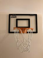 Virtufit basket met twee ballen, Sport en Fitness, Basketbal, Ophalen, Zo goed als nieuw, Bal