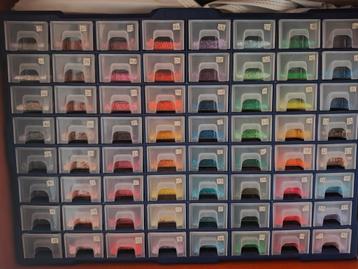 HAMA Strijkkralen Mini + Midi (standaard) incl. opbergkast beschikbaar voor biedingen