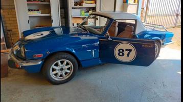 Triumph Spitfire met hardtop en nieuwe softtop beschikbaar voor biedingen