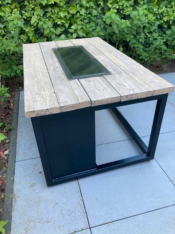 Vuurtafel Easy fires beschikbaar voor biedingen