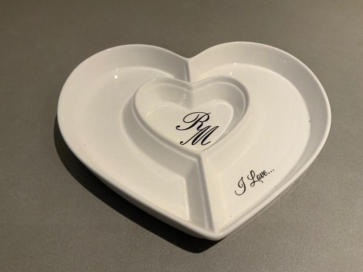 Riviera Maison schaaltje tapasschaaltje in hart vorm, Huis en Inrichting, Keuken | Servies, Zo goed als nieuw, Schaal of Schalen