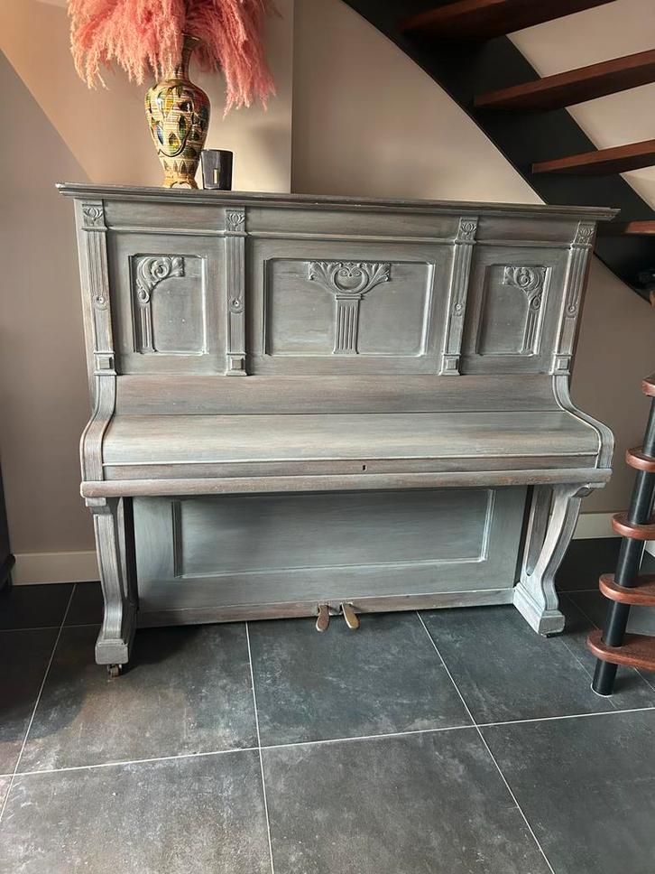 R. Gors & Kallman Berlin Piano, Muziek en Instrumenten, Piano's, Gebruikt, Piano, Overige kleuren, Ophalen