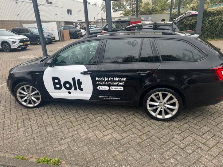 Skoda Octavia 2.0 TDI DSG Taxi klaar met nieuw MDT-systeem, Auto's, Skoda, Particulier, Octavia, Diesel, Stationwagon, Automaat