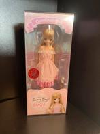 Azone doll Sahra’s a la mode sweet days coordinate doll, Verzamelen, Ophalen of Verzenden, Zo goed als nieuw, Pop