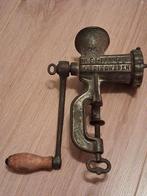 Vleesmolen antiek, Antiek en Kunst, Antiek | Keukenbenodigdheden, Ophalen of Verzenden