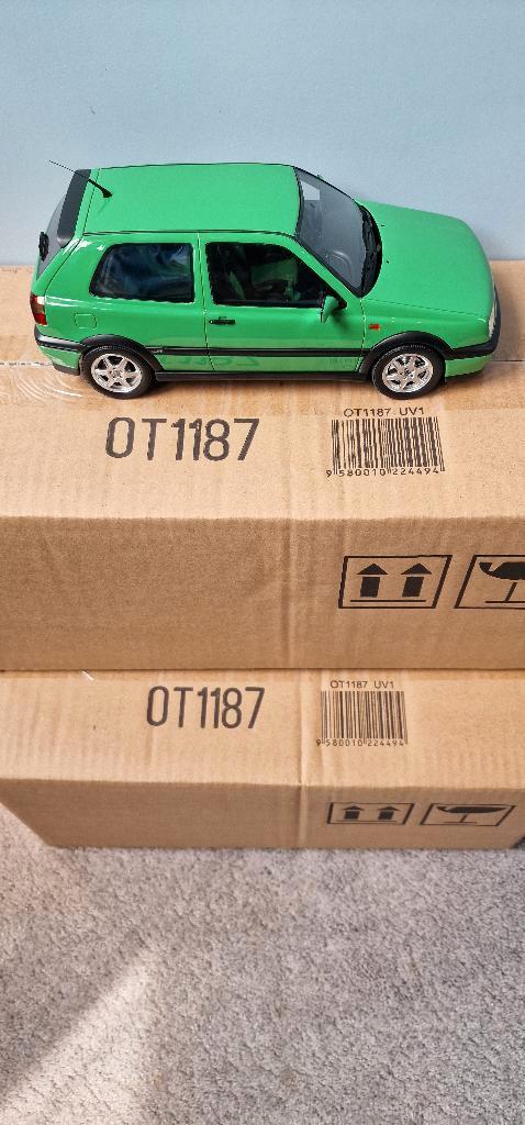 Volkswagen Golf 3 GTI Colour OT1187, Hobby en Vrije tijd, Modelauto's | 1:18, Nieuw, Auto, OttOMobile, Ophalen of Verzenden