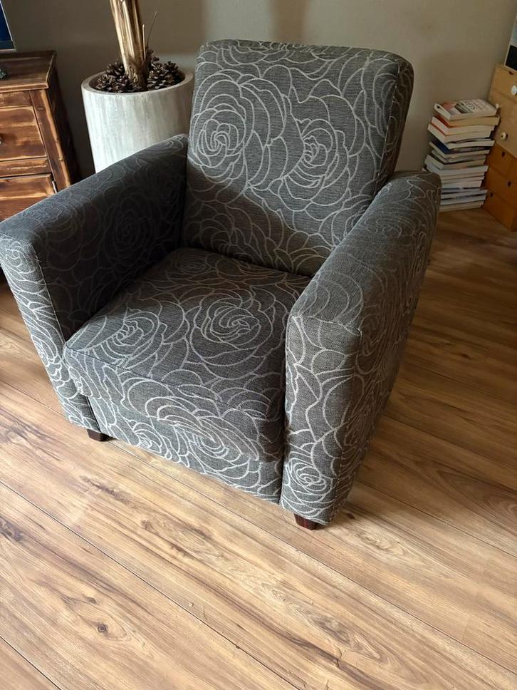 Fauteuil met rozenpatroon, Huis en Inrichting, Fauteuils, Gebruikt, Stof, 75 tot 100 cm, Ophalen