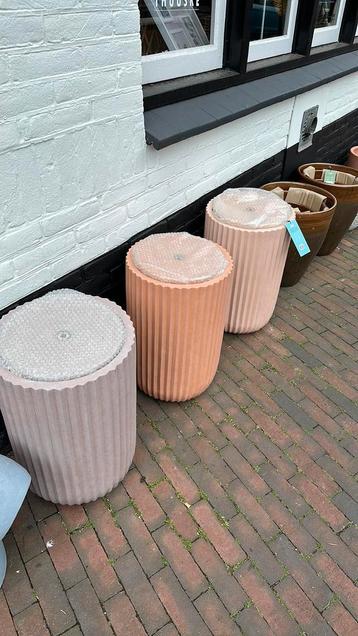 Laatste fonteinenen super leuke kleurtjes beschikbaar voor biedingen
