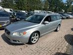 Volvo V70 2.0T R-Edition MOTOR NIET 100%, Voorwielaandrijving, Euro 5, 4 cilinders, Handgeschakeld