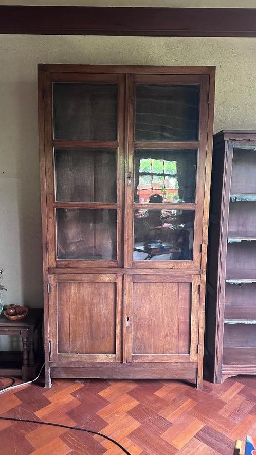 Antieke houten vitrinekast – met karakter en charme, Antiek en Kunst, Antiek | Meubels | Kasten, Ophalen