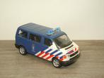VW Transporter Koninklijke Marechaussee - Cararama 1:43, Hobby en Vrije tijd, Overige merken, Auto, Verzenden, Cararama