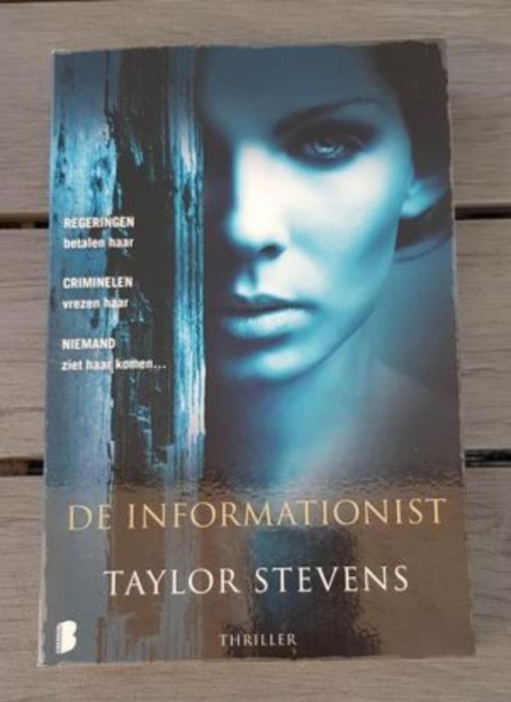 Taylor Stevens - De informationist, Boeken, Thrillers, Gelezen, Ophalen of Verzenden
