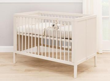 Baby ledikantje beschikbaar voor biedingen