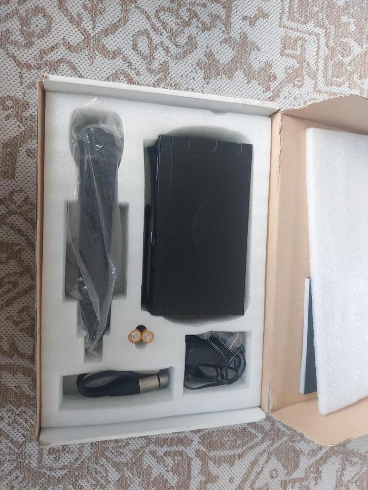 Draadloze microfoonset, Muziek en Instrumenten, Microfoons, Gebruikt, Zangmicrofoon, Draadloos, Ophalen