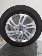 Velg met zomerband Volvo V60 CC 2017, Ophalen, Gebruikt, Banden en Velgen, 17 inch