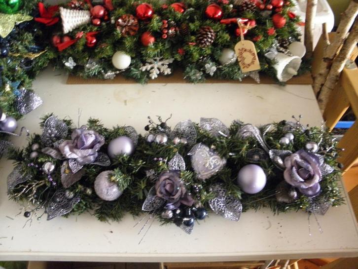 kerststukken wegens beeindigen hobby nu 12,50 p.st, Diversen, Kerst, Nieuw, Ophalen of Verzenden