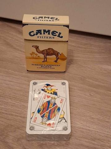 Camel vintage speelkaarten beschikbaar voor biedingen
