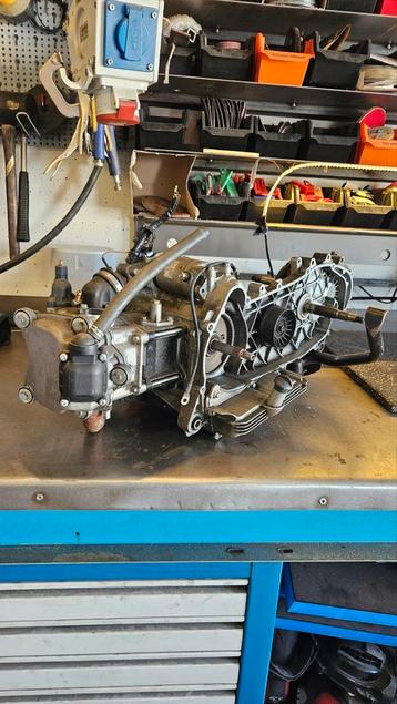 Motorblok piaggo 200 cc 4 takt beschikbaar voor biedingen