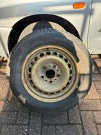 Vredestein WinTrac winterbanden met spikes!, Auto-onderdelen, Banden en Velgen, Ophalen, 15 inch, Banden en Velgen, Winterbanden