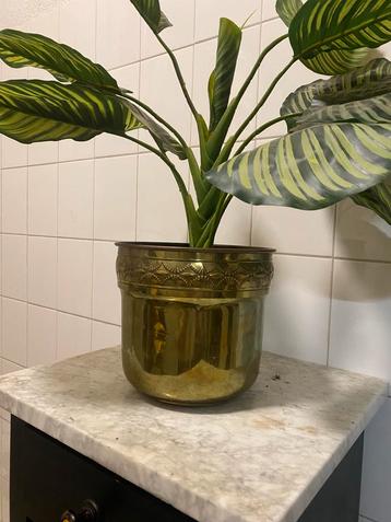 Prachtige grote vintage messing bloempot beschikbaar voor biedingen