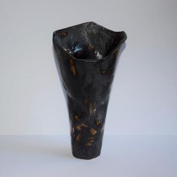 KLEINE KREUK VAAS - Keramiek door Suzan van Buuren - Decor beschikbaar voor biedingen