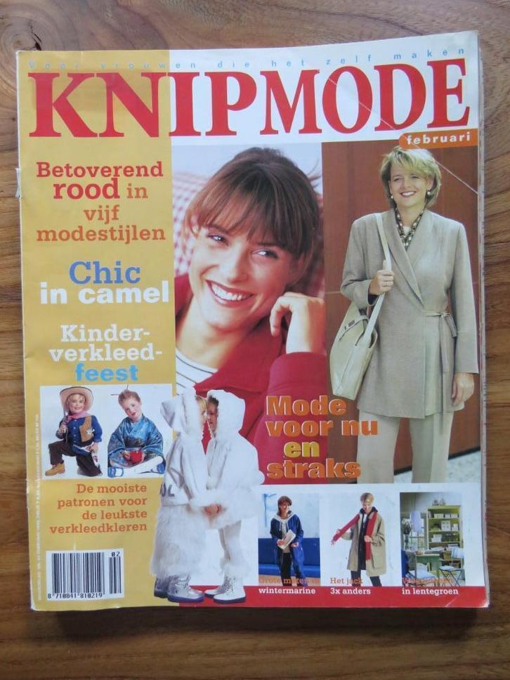 Knipmode februari 1999 verkleedkleren carnaval, Hobby en Vrije tijd, Kledingpatronen, Zo goed als nieuw, Vrouw, Knipmode, Ophalen of Verzenden