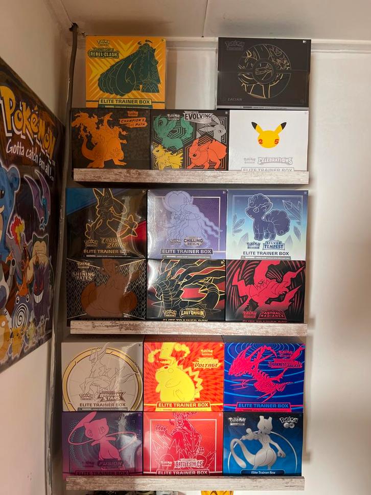 Pokémon Sword & Shield ETB’s Sealed, Hobby en Vrije tijd, Verzamelkaartspellen | Pokémon, Nieuw, Boosterbox, Ophalen of Verzenden