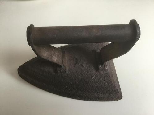 Antiek Gietijzeren Strijkijzer, Antiek en Kunst, Antiek | Gereedschap en Instrumenten, Ophalen