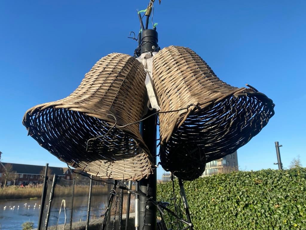 2 Rotan Kerstklokken van Countryfeld, Ophalen of Verzenden, Gebruikt