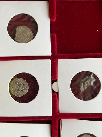 5 Zilveren Middeleeuwse Munten beschikbaar voor biedingen