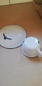 Wit emaille kop en schotel, Ophalen of Verzenden